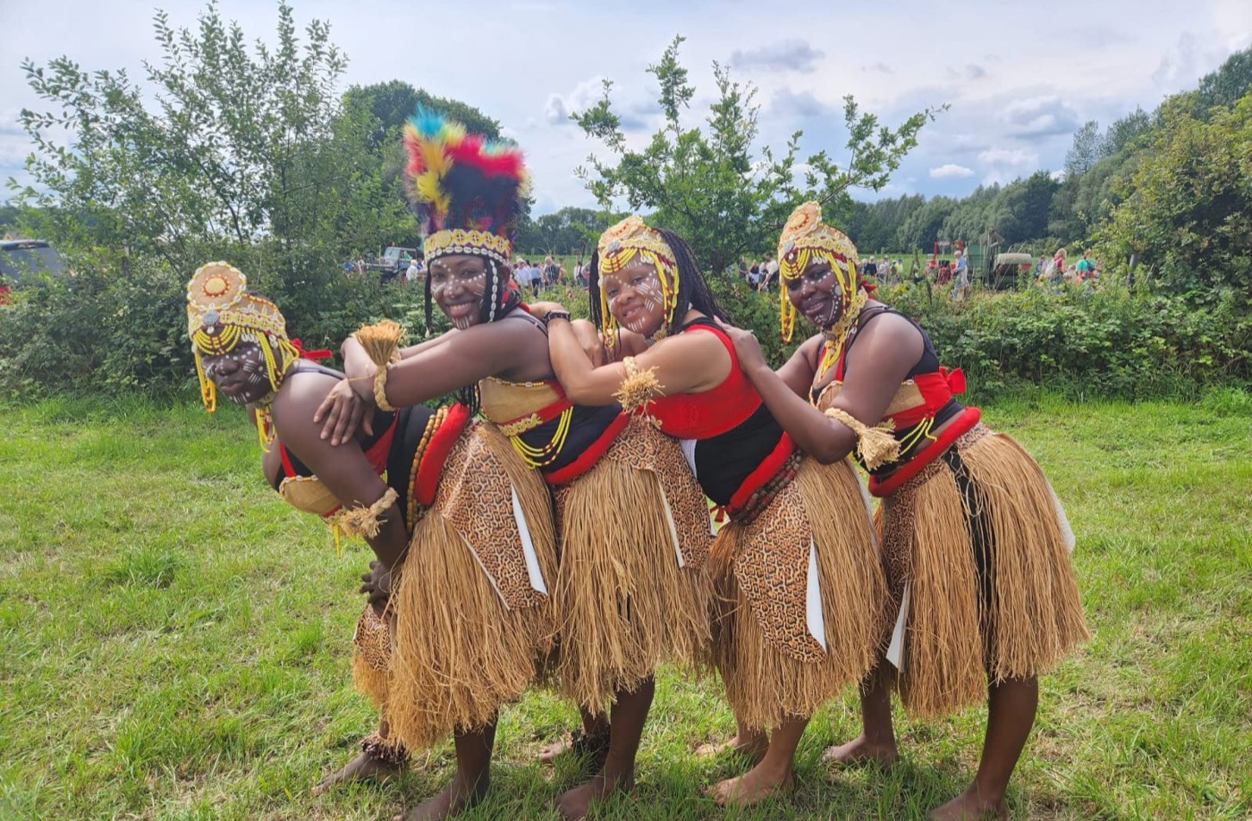 Groupe Furaya performers