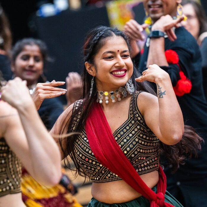 Khushboo Agarwal dancing.