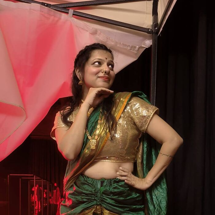Roshni Tela dancing.